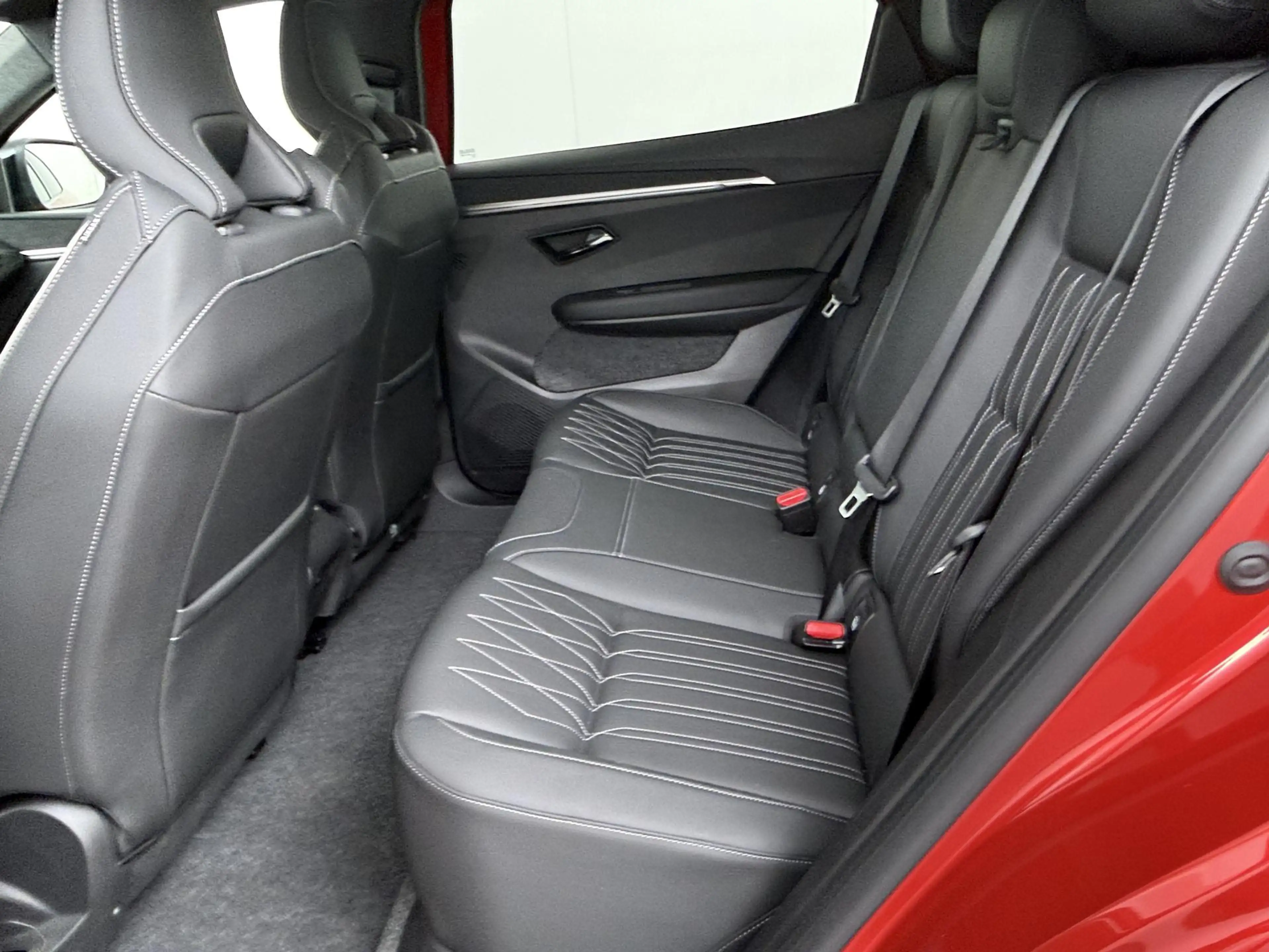 Mitsubishi Eclipse Cross Instyle 87 kWh | €3.000,- Korting | 8 jaar garanti — photo 14