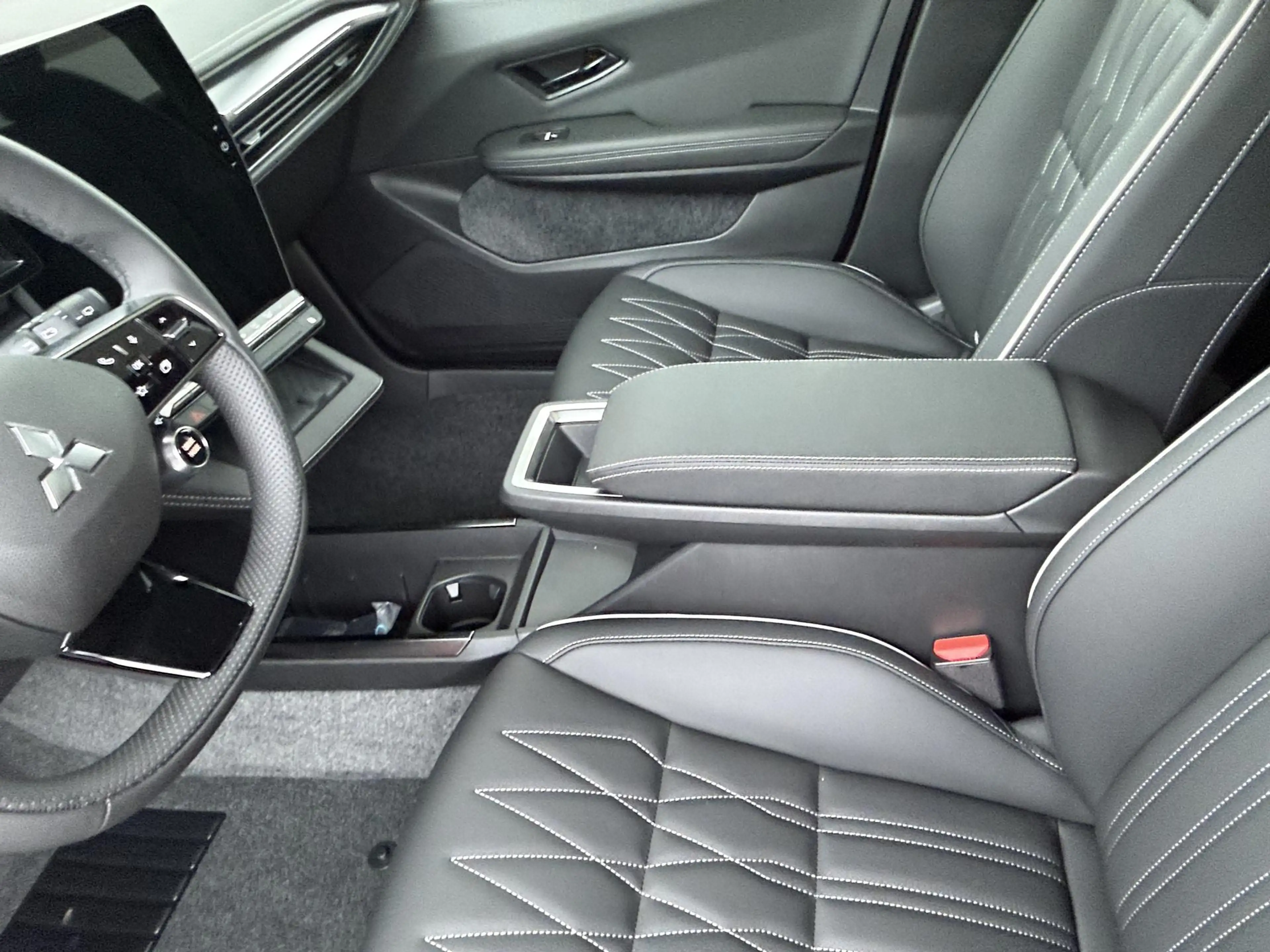 Mitsubishi Eclipse Cross Instyle 87 kWh | €3.000,- Korting | 8 jaar garanti — photo 12