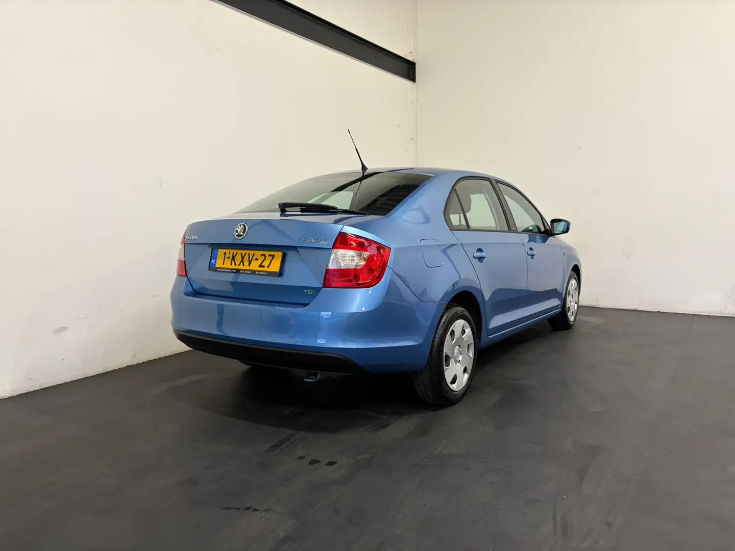 Skoda Rapid/Spaceback 1.2 TSI Greentech Ambition Blau - 2