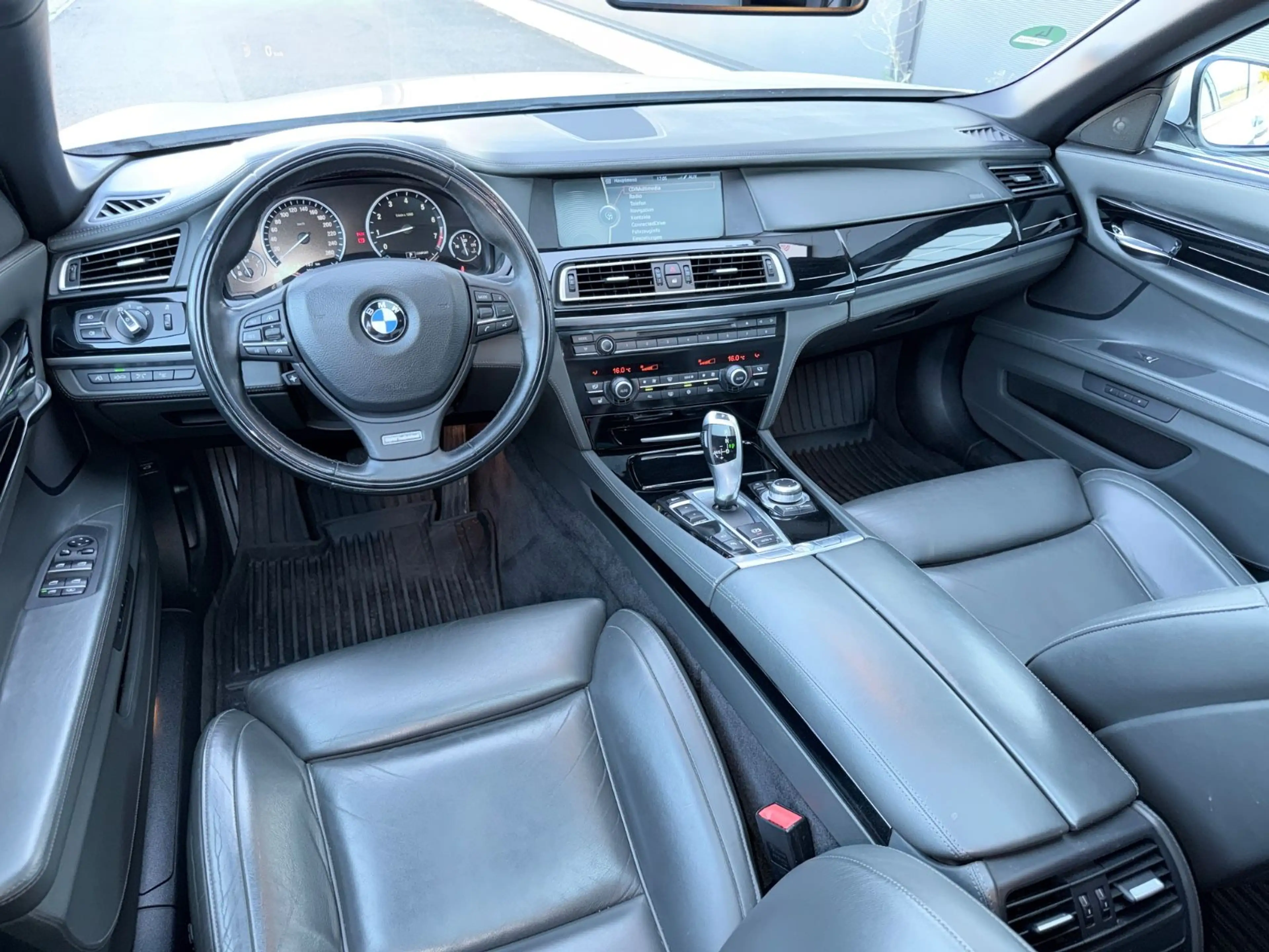 BMW 750 i Individual|R.KAM|NAPPA|ALCANTARA|SOFT-CLOSE — photo 15