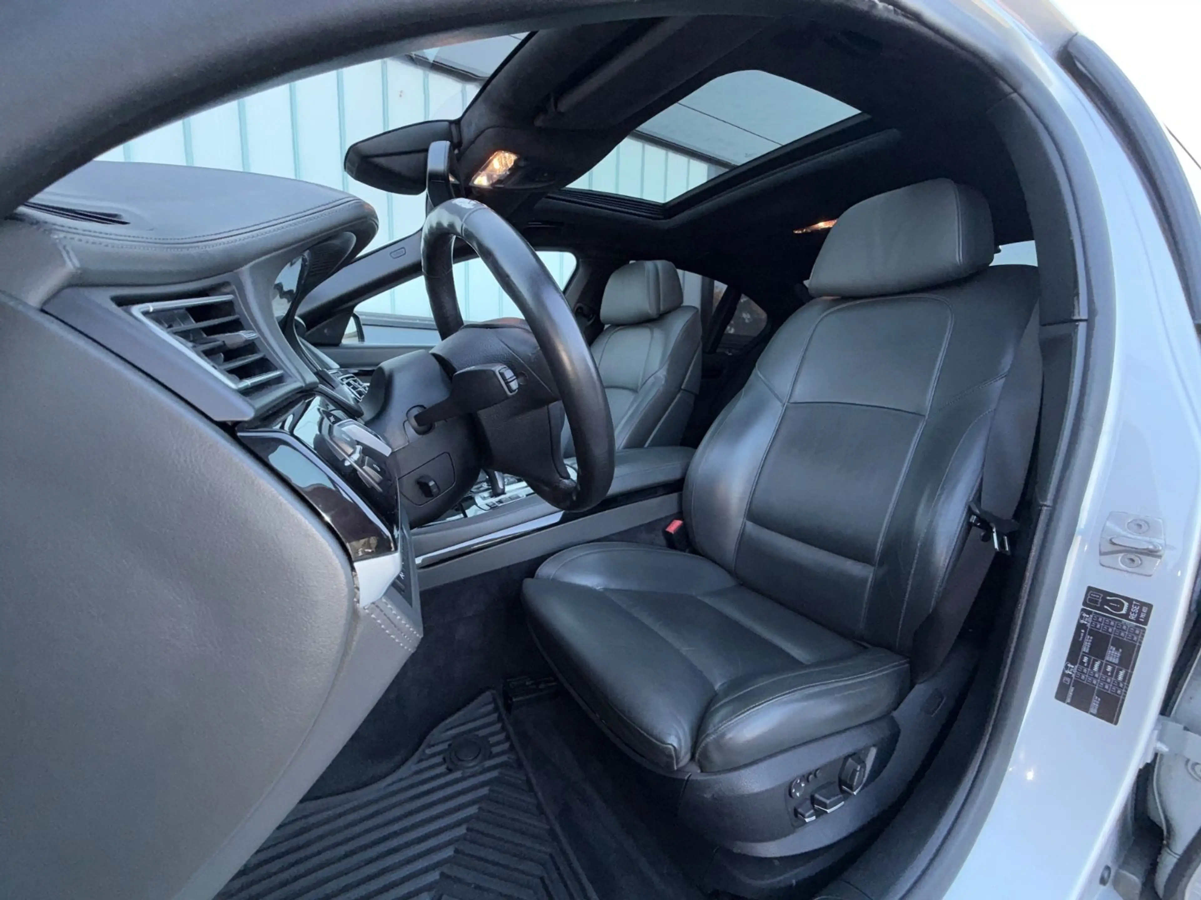 BMW 750 i Individual|R.KAM|NAPPA|ALCANTARA|SOFT-CLOSE — photo 14