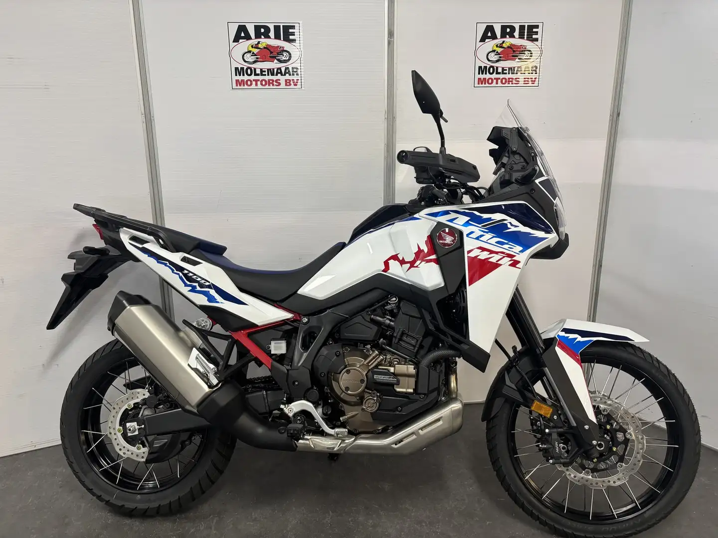 Honda CRF 1100 ABS DCT Elec Suspen Zwart - 1