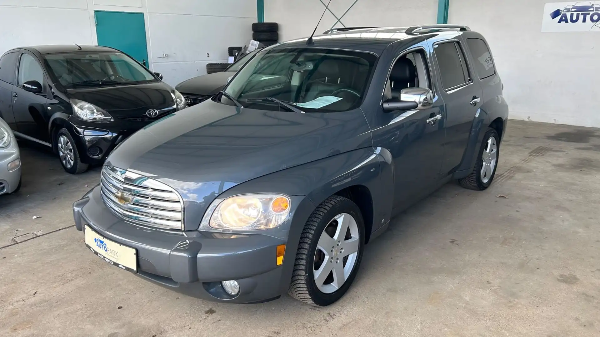 Chevrolet HHR 2.4 LT Grau - 1