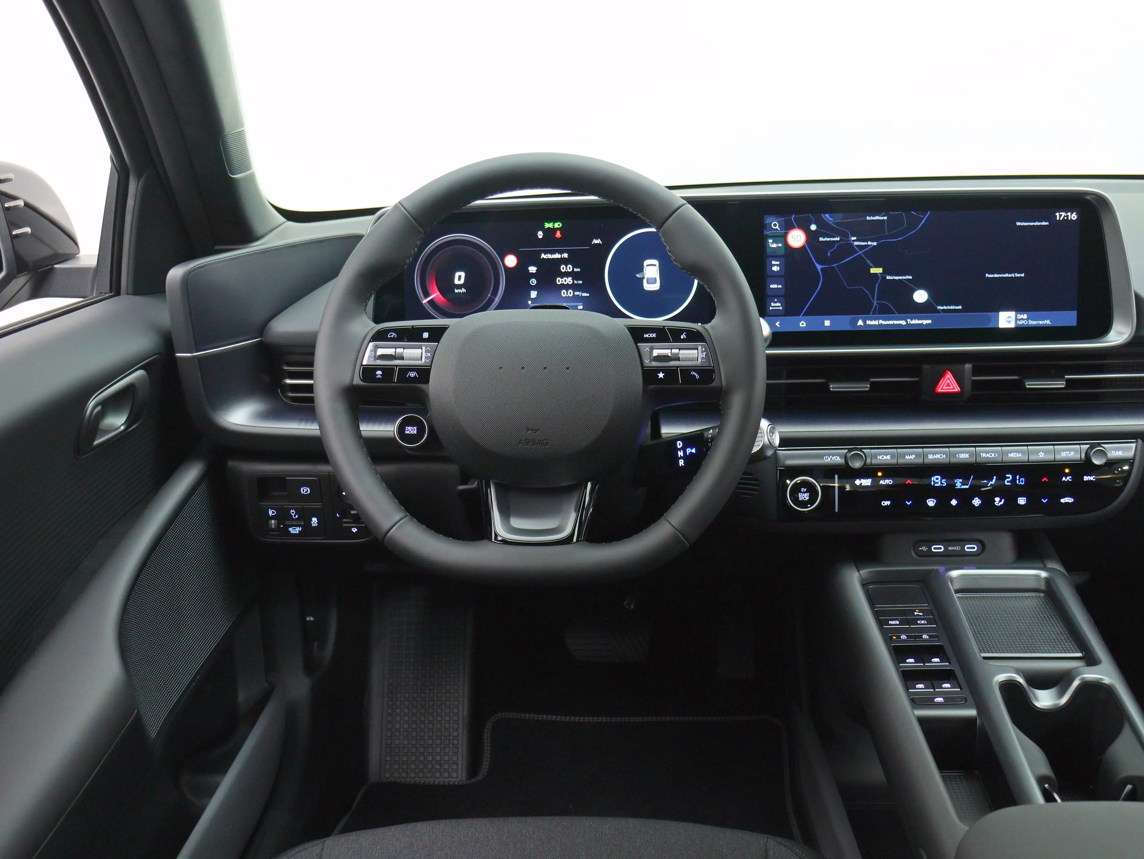Hyundai IONIQ 6 Electric 63 kWh Pure Edition (Abyss Black Pearl) — photo 3