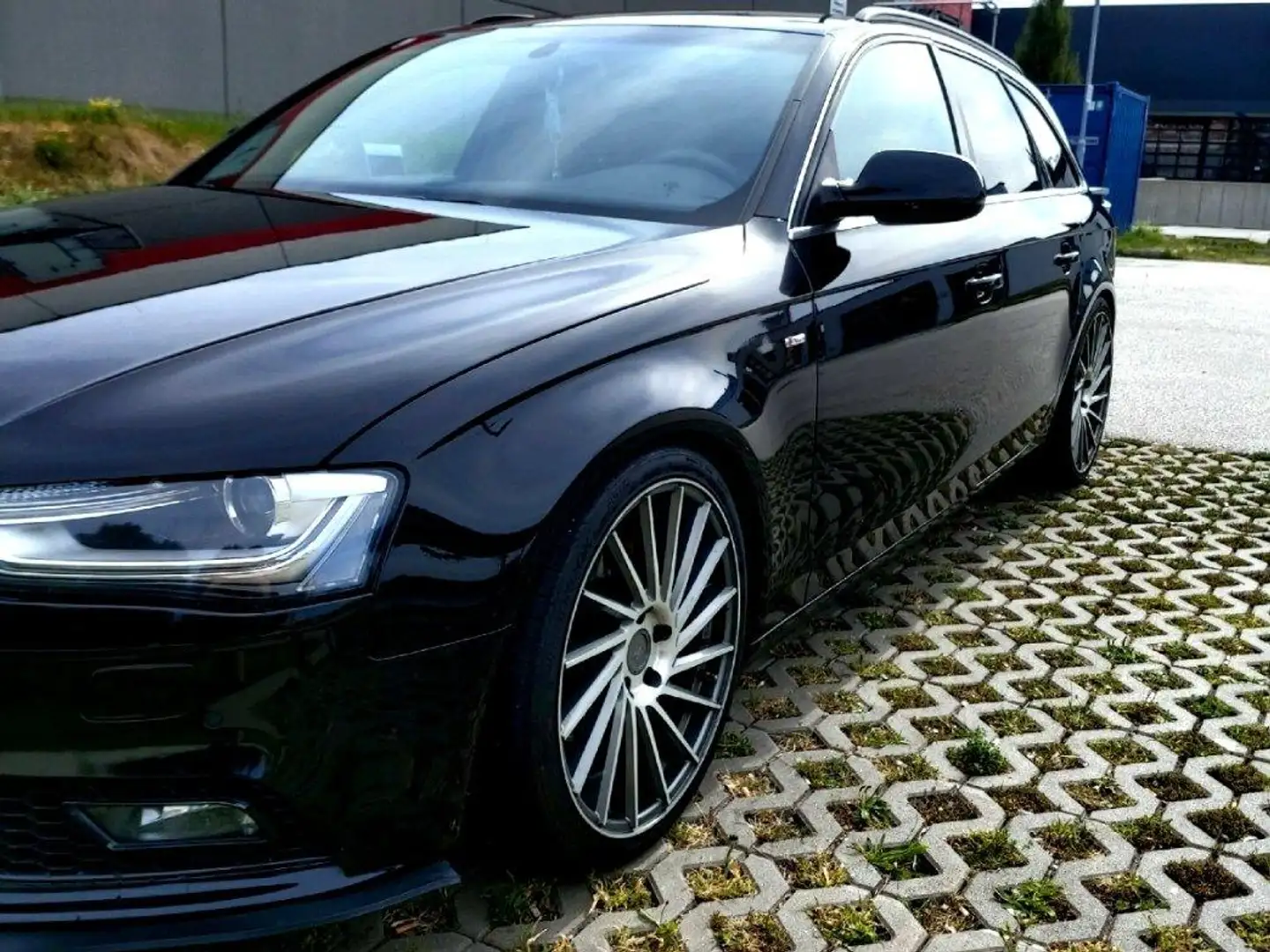 Audi A4 A4 Avant 2,0 TDI DPF Aut. Schwarz - 1