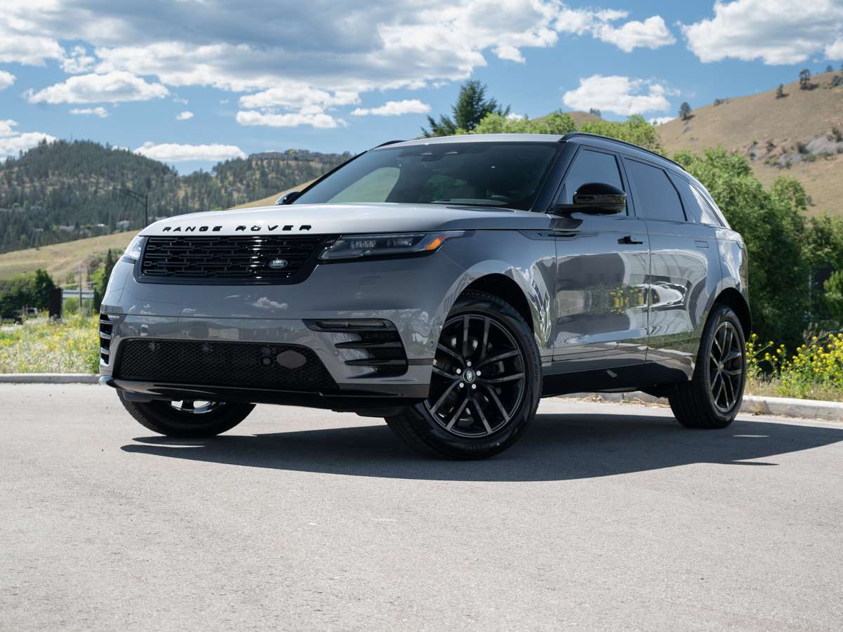 2026 Land Rover Range Rover Velar P250 Dynamic SE