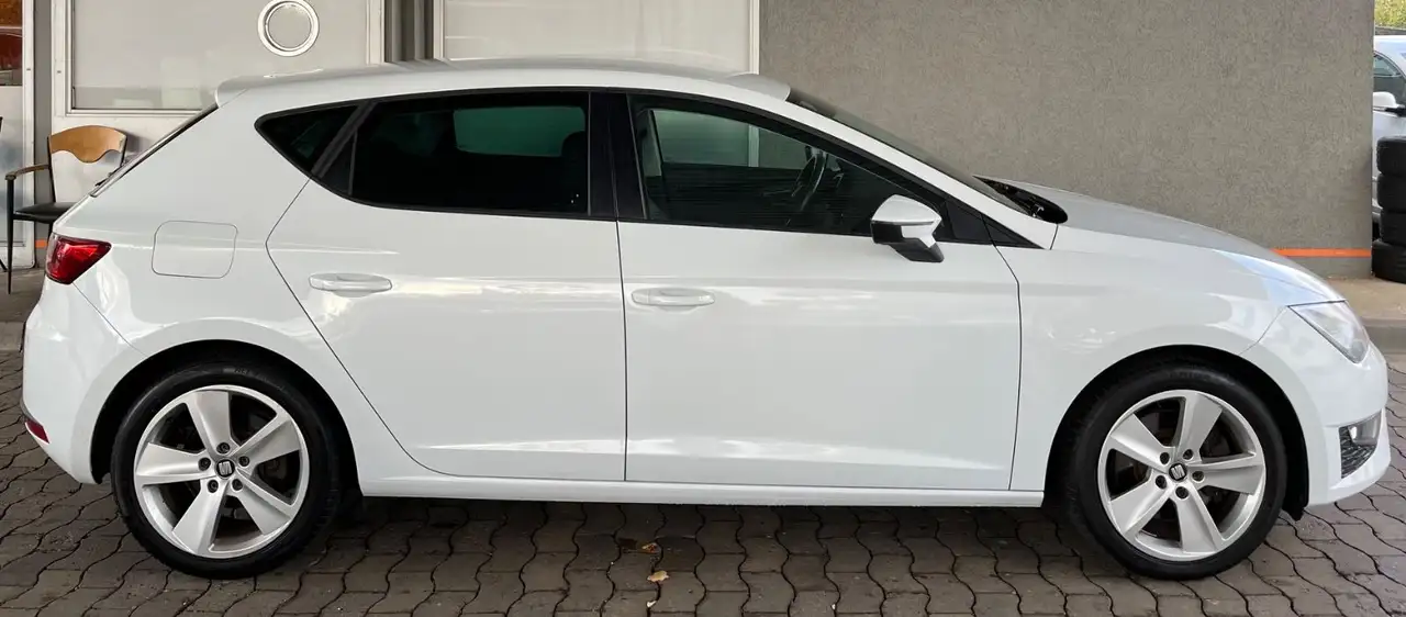 SEAT Leon — photo 4 sur 15