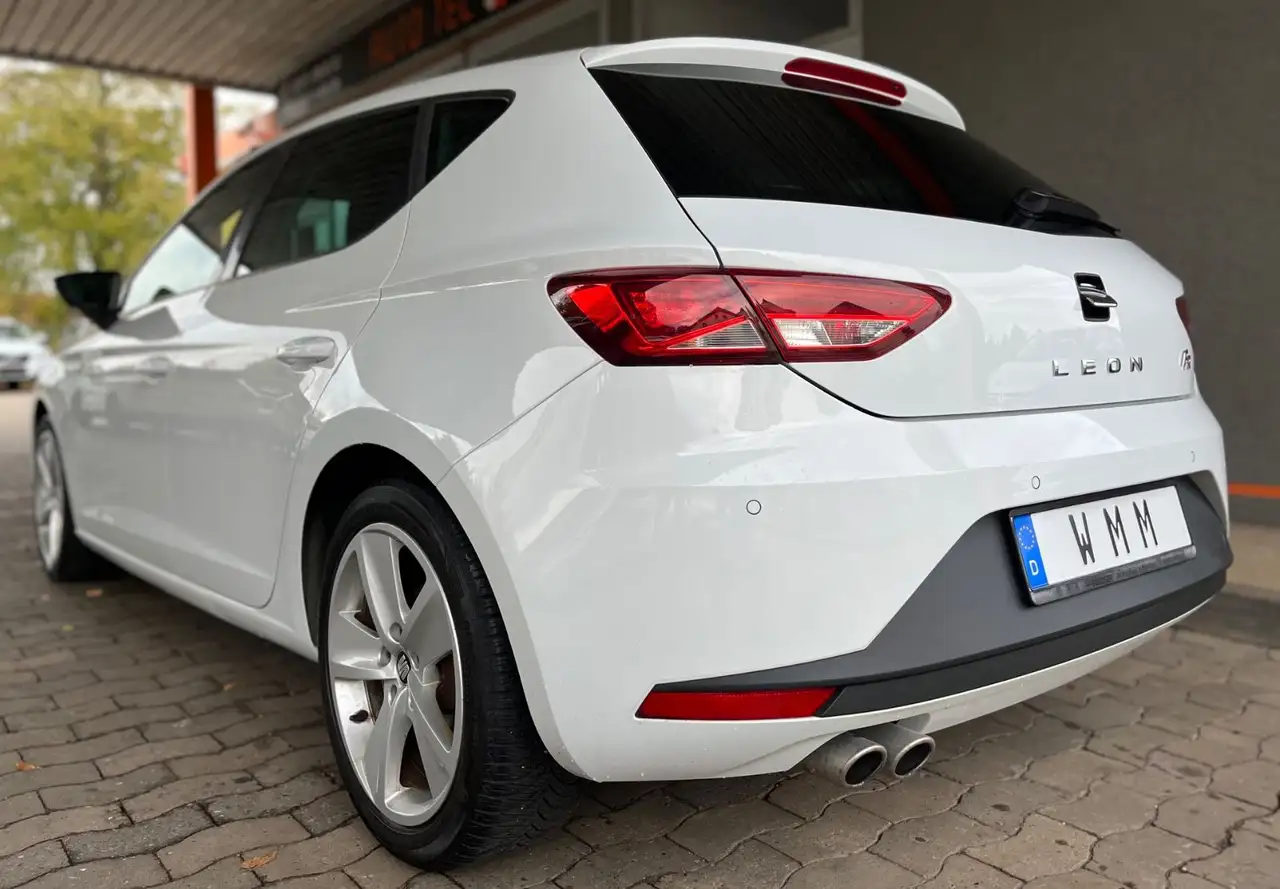 SEAT Leon — photo 12 sur 15