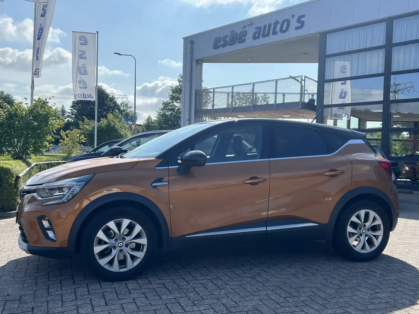 Renault Captur 1.6 E-Tech Hybrid 145 Automaat Intens Navigatie Ca Oranje - 2