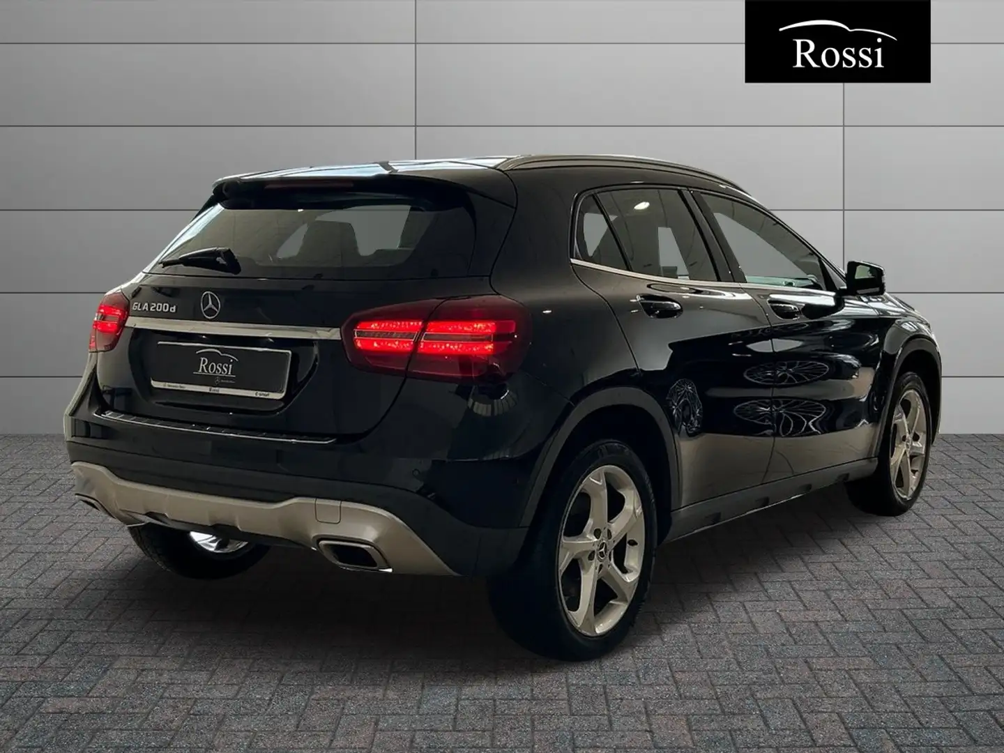 Mercedes-Benz GLA 200 d Sport auto Nero - 2