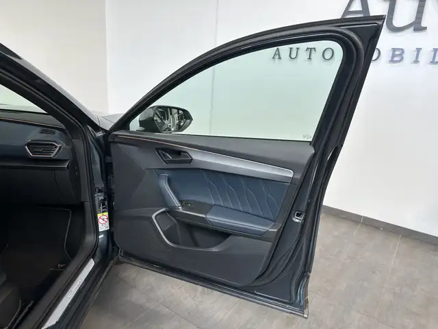 Cupra Formentor view 9
