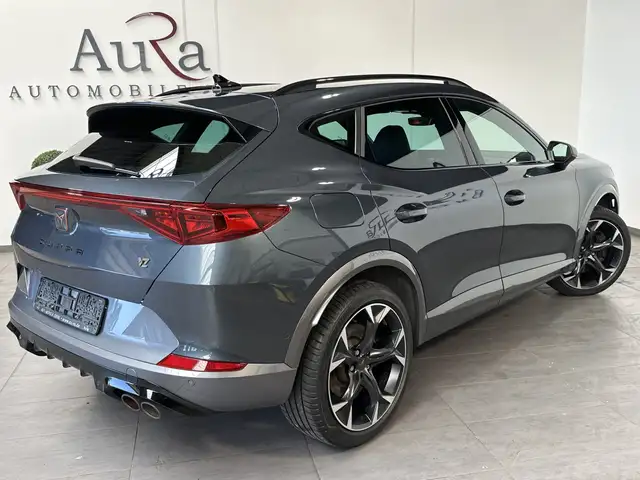 Cupra Formentor view 4