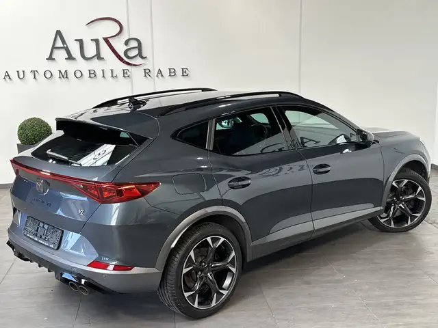 Cupra Formentor view 5