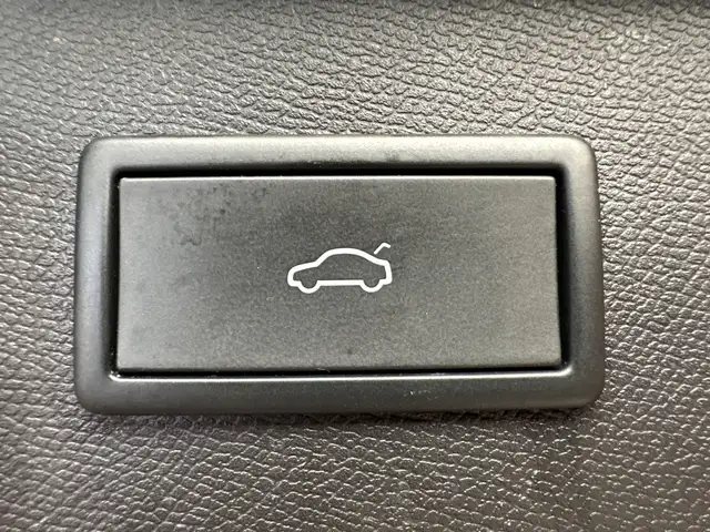 Cupra Formentor view 7