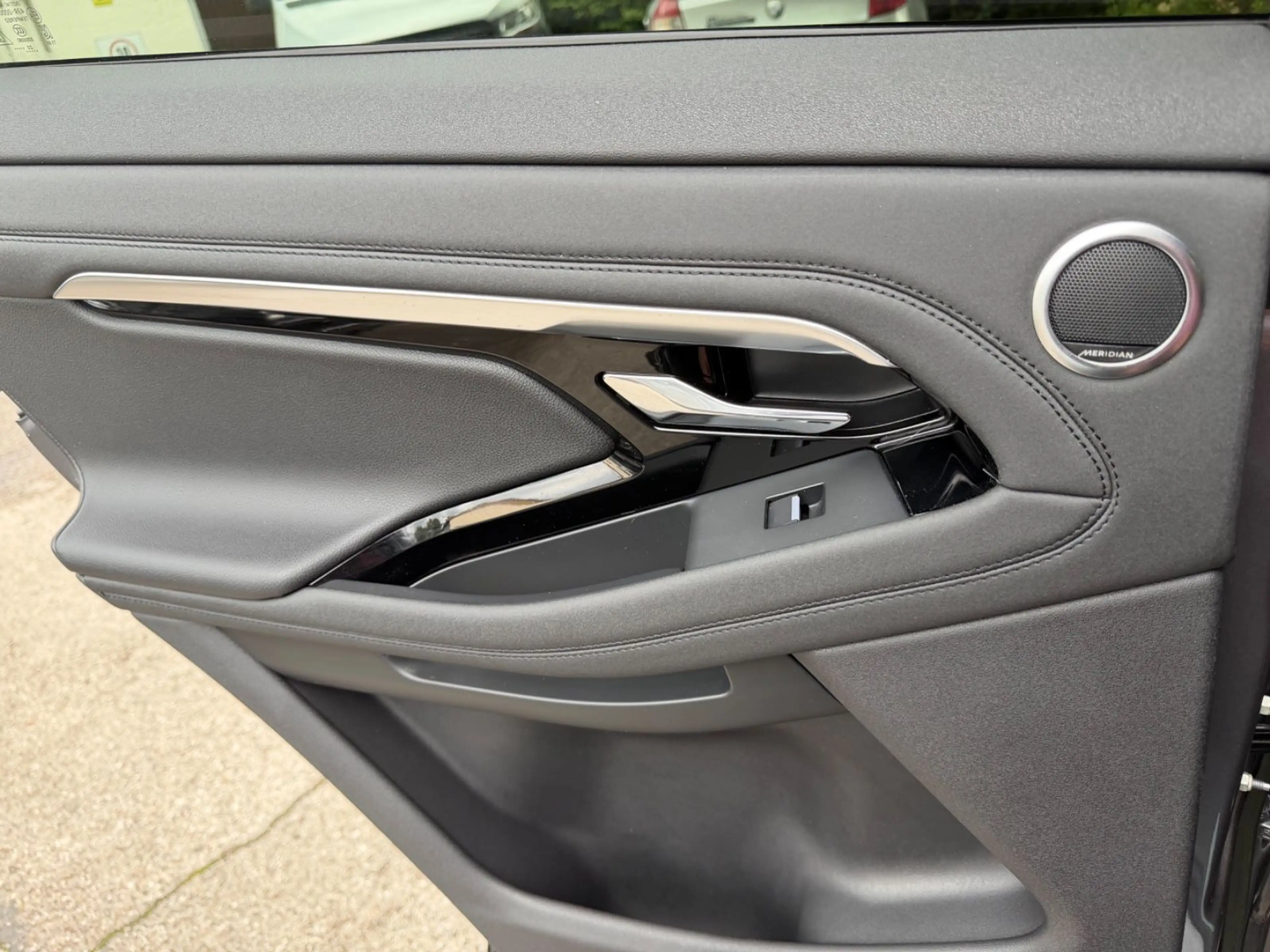 Land Rover Range Rover Evoque P200 R-DYNAMIC SE AWD Aut — photo 15