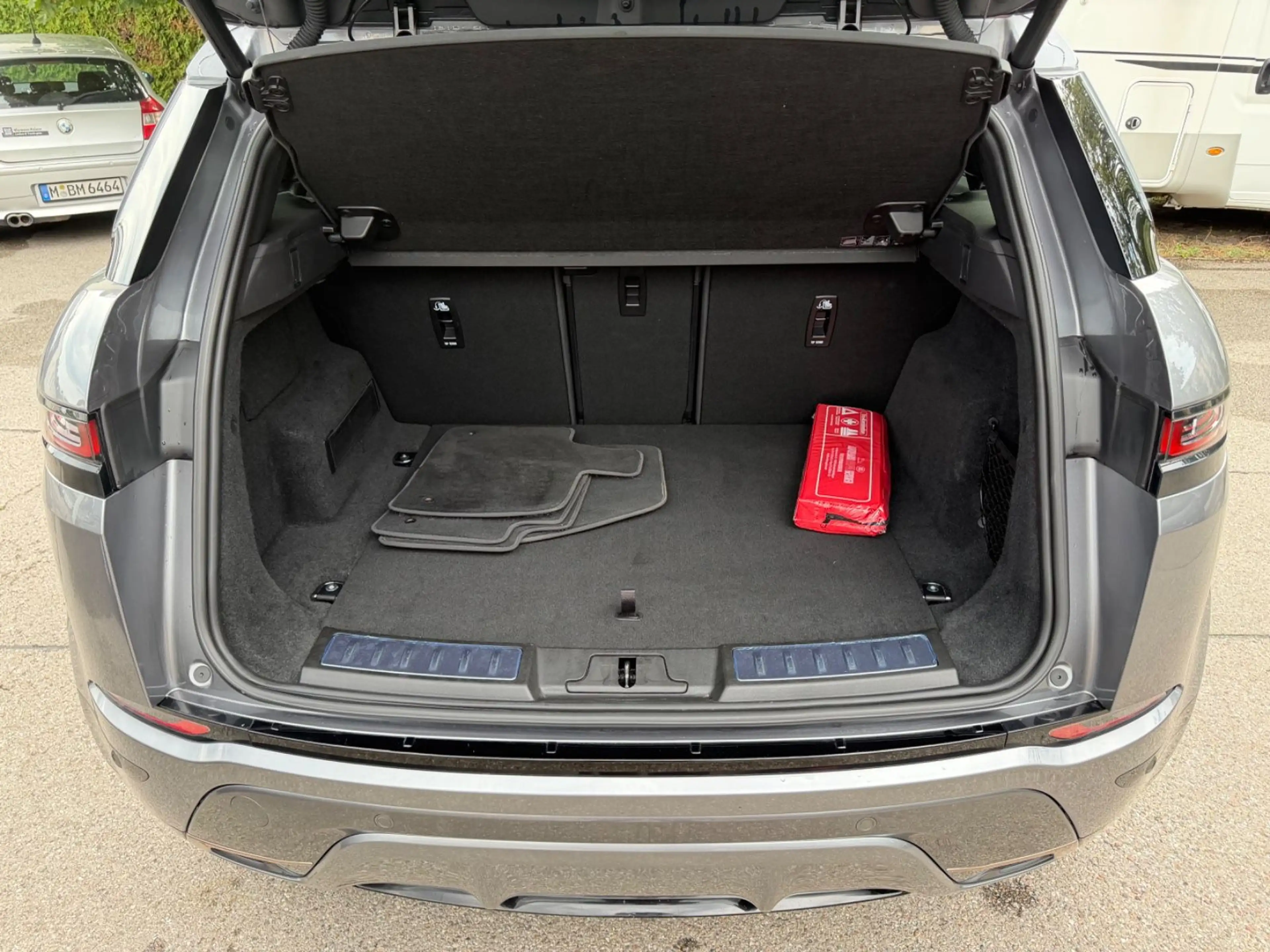 Land Rover Range Rover Evoque P200 R-DYNAMIC SE AWD Aut — photo 11