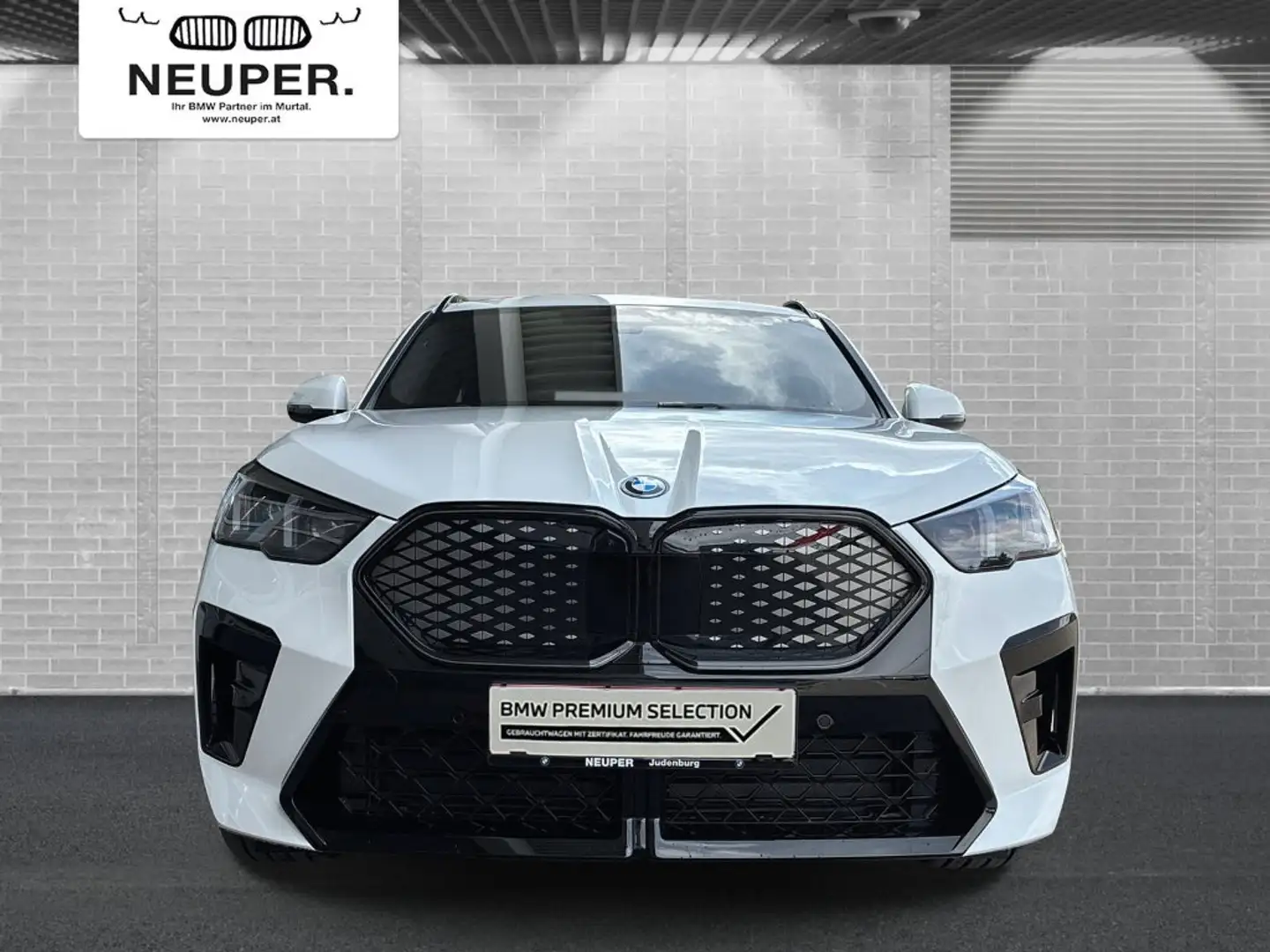 BMW iX2 eDrive20 Weiß - 2