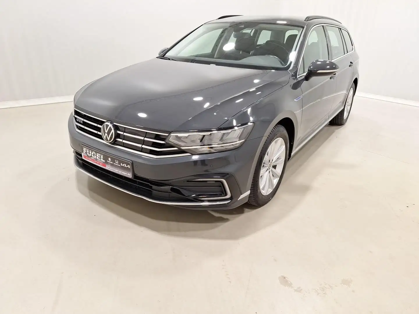 Volkswagen Passat Variant 1.4 TSI DSG GTE LED|Navi|ACC|PDC Grau - 2