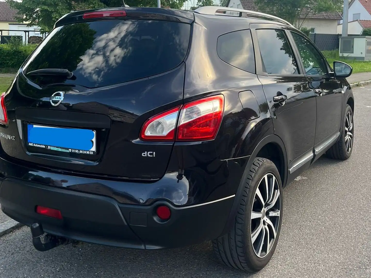 Nissan Qashqai+2 Qashqai+2 2.0 dCi DPF 4x4 Aut. tekna Černá - 2