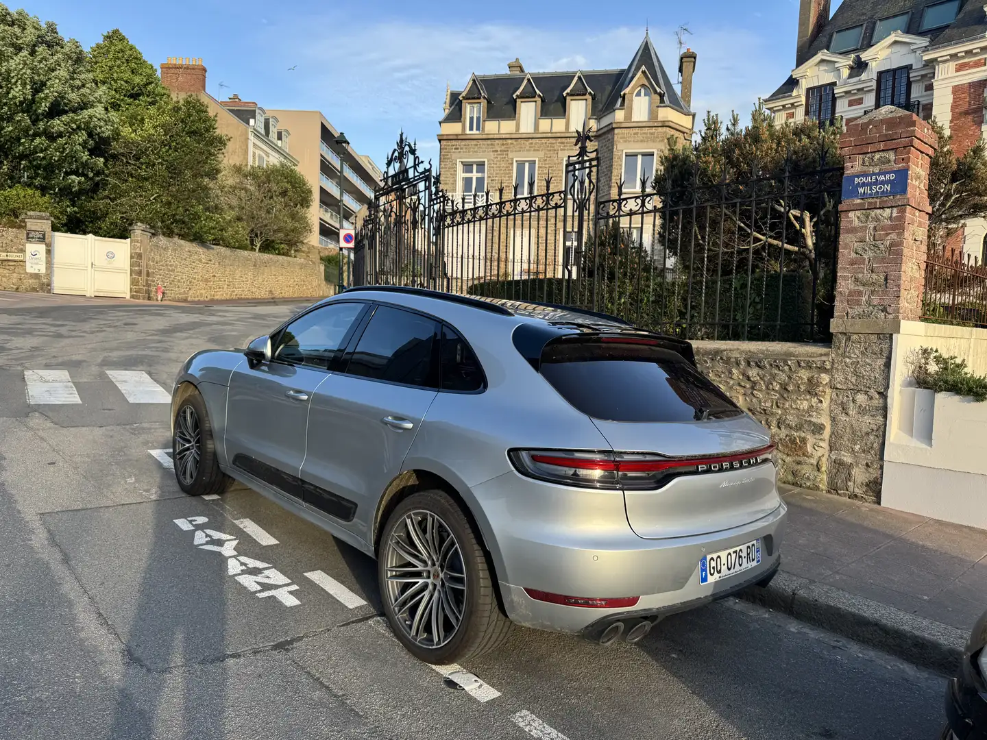 Porsche Macan Turbo 3.0 440 ch PDK Gris - 2