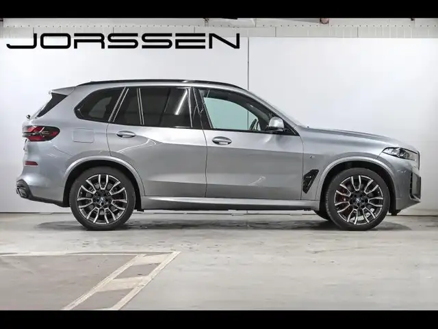 BMW X5 X5 view 3