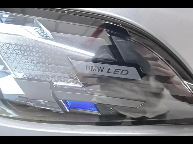 BMW X5 view 20