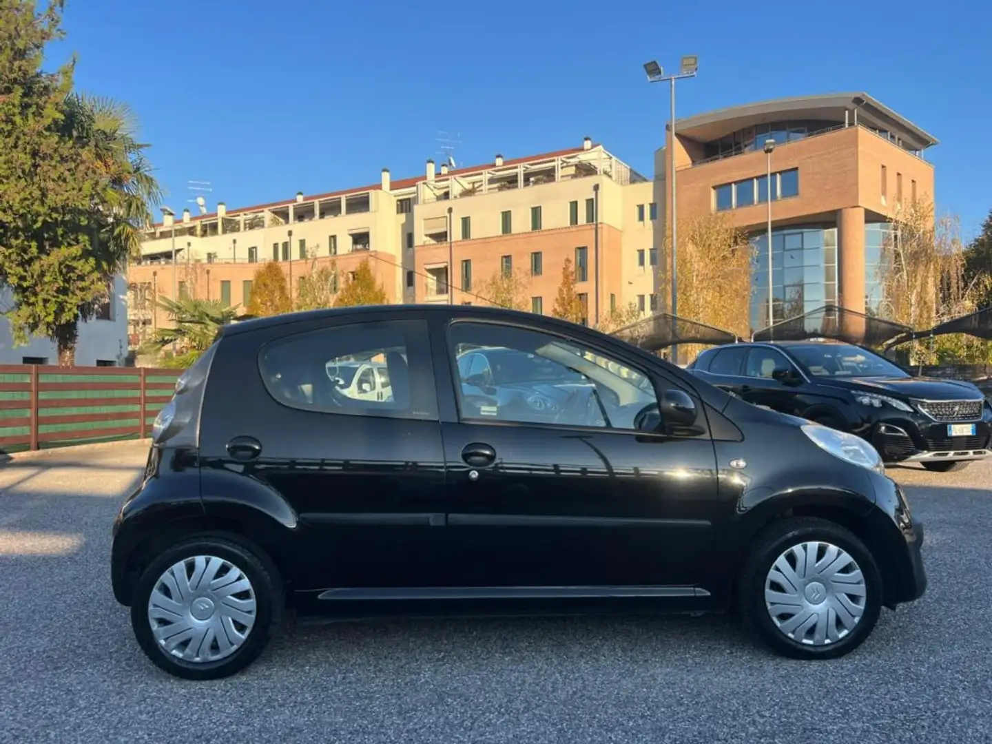 Citroen C1 1.0 5 porte C1TY 1 PROPRIETARIO KM. CERTIFICATI Nero - 2