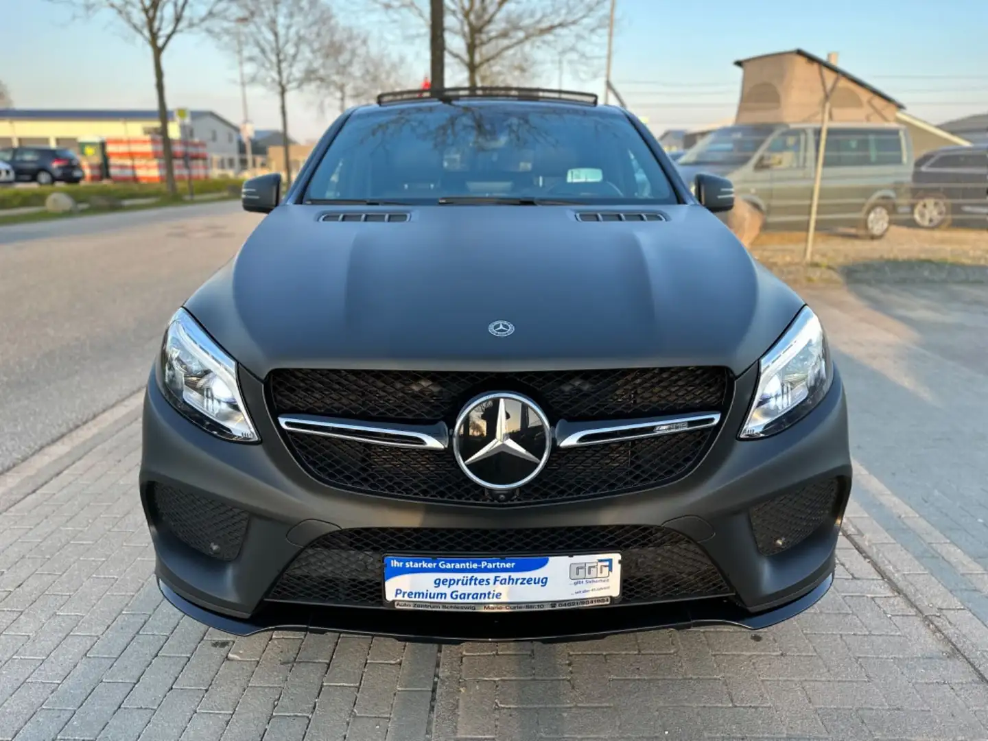 Mercedes-Benz GLE 43 AMG 4M Coupe Pano 360° HuD Airmatic Distr crna - 2