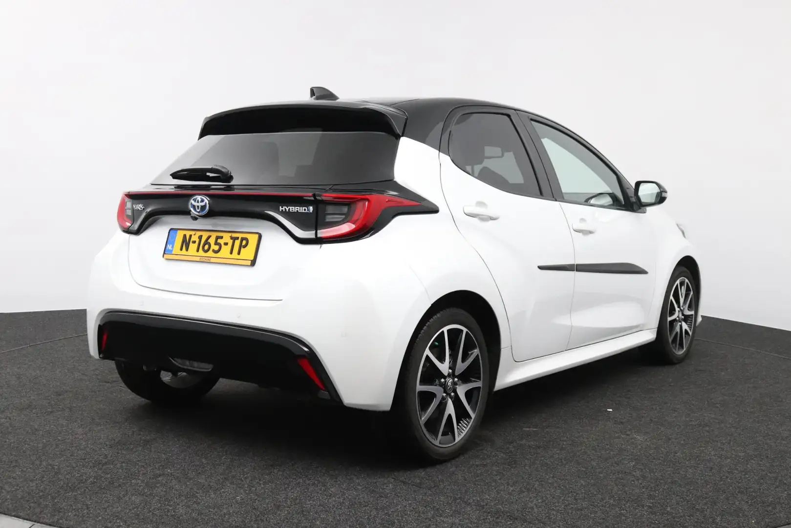 Toyota Yaris 1.5 Hybrid Executive | Premium Pack | Panoramadak Blanc - 2