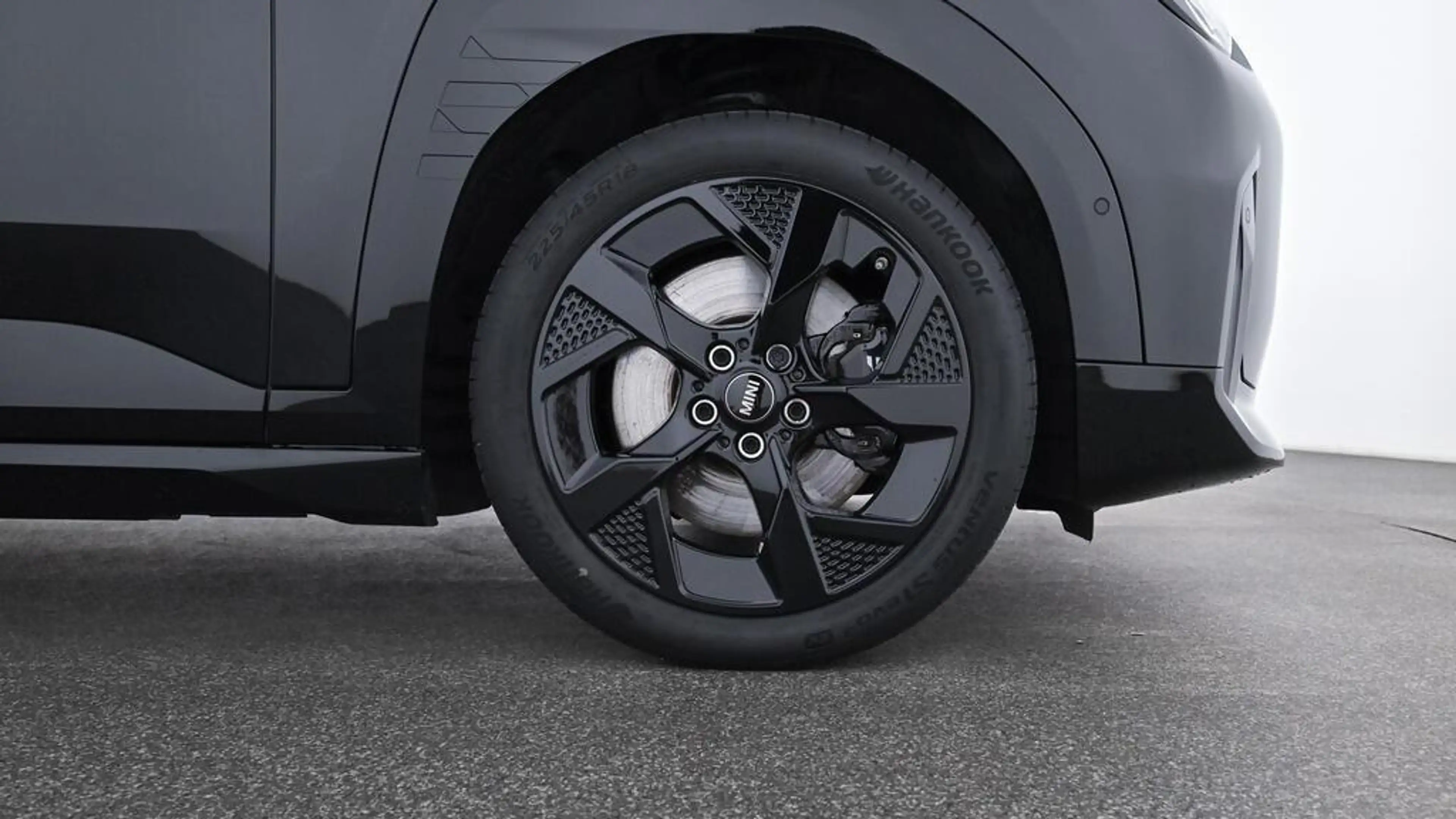 MINI Aceman John Cooper Works Trim — photo 9