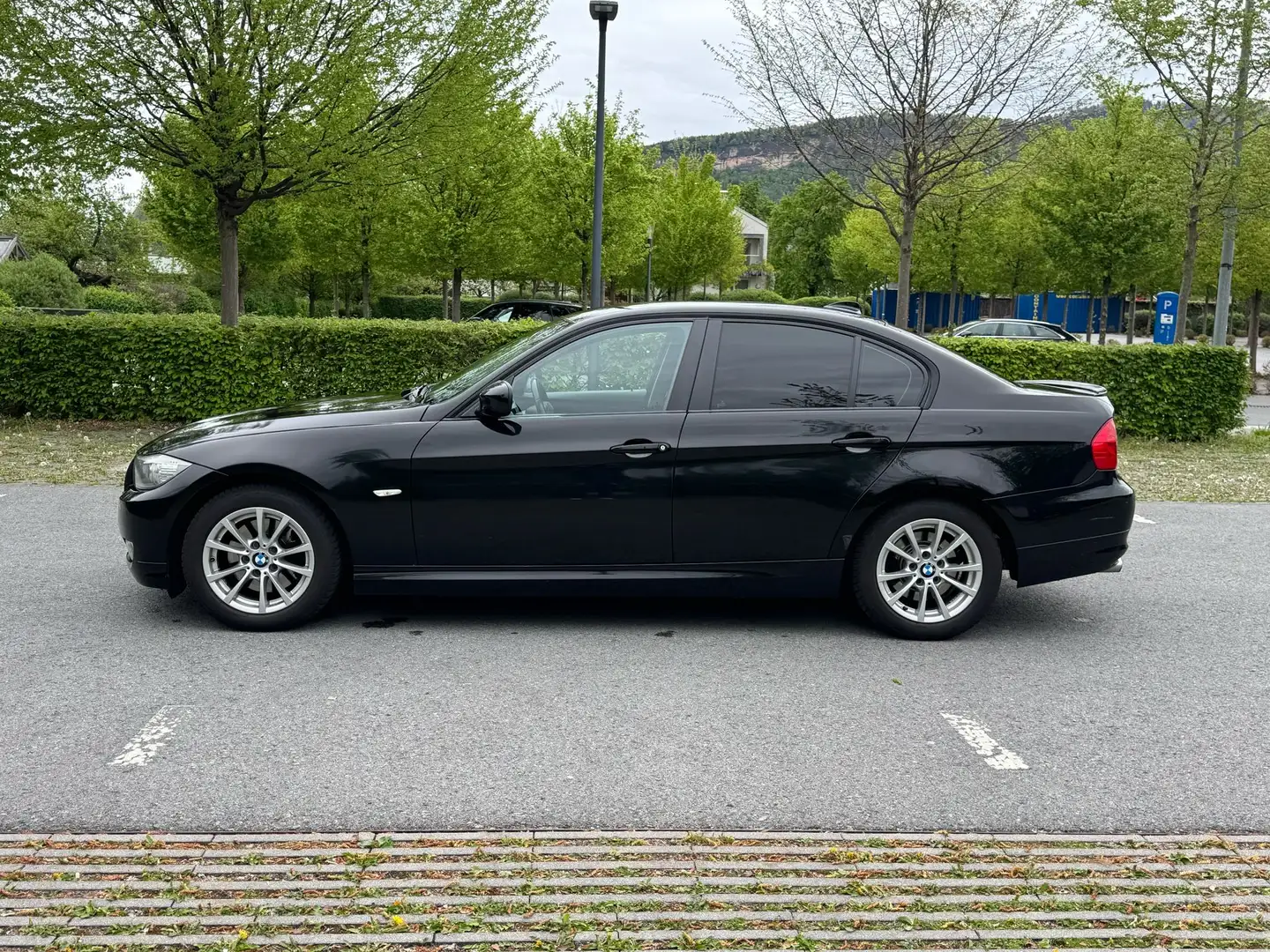 BMW 320 320d Fleet Österreich-Paket - 1