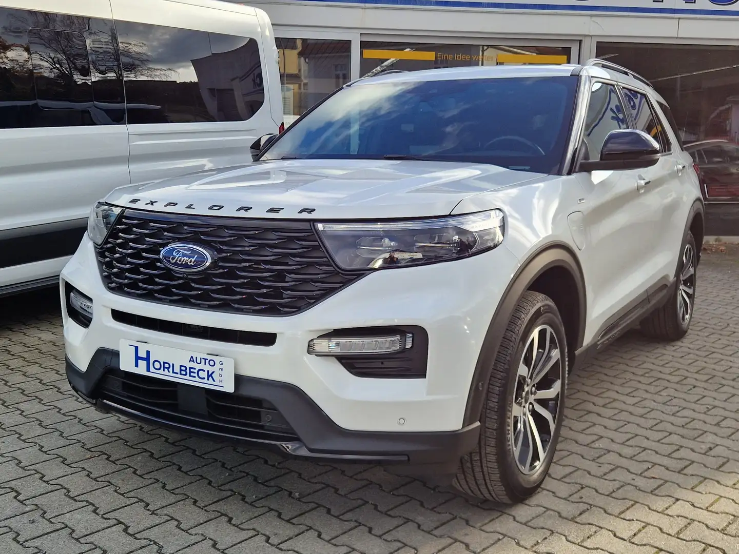 Ford Explorer ST-Line Plug-in-Hybrid 4x4 Weiß - 1
