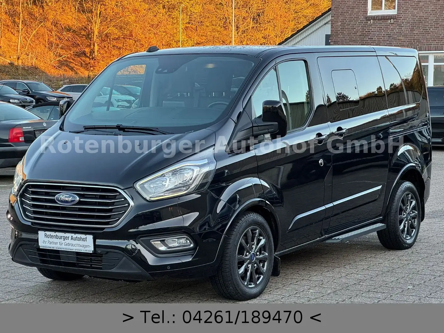 Ford Tourneo Custom 320*TITANIUM*9-SITZE*KAMERA*1.HD* Schwarz - 2