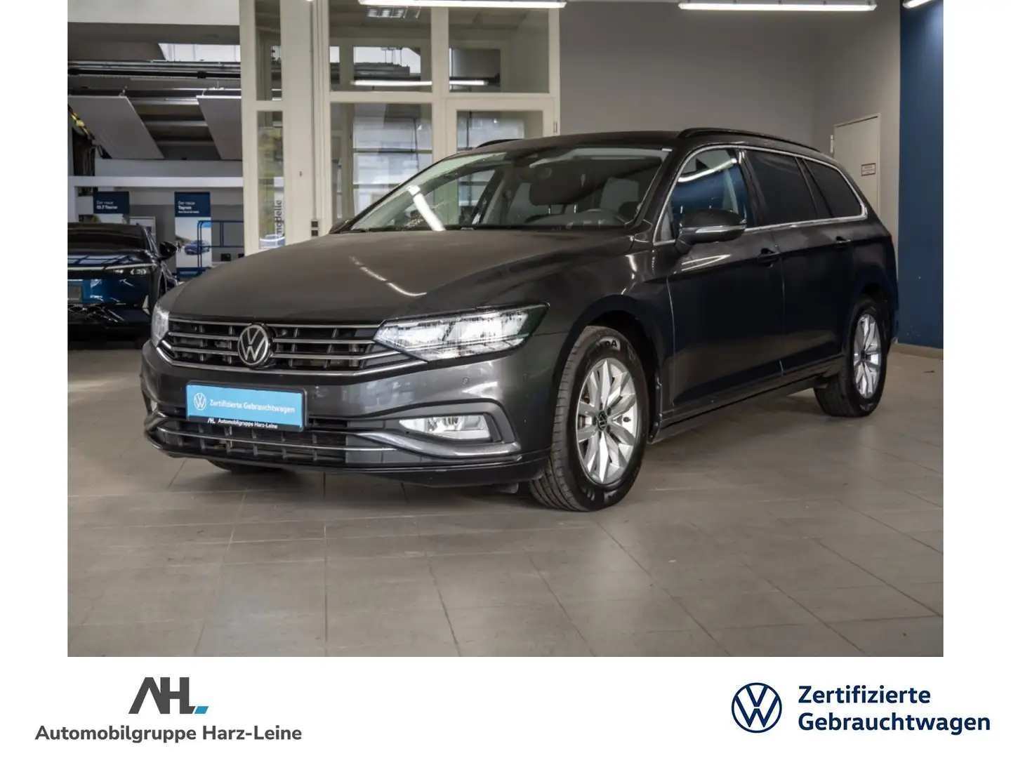 Volkswagen Passat Variant BUSINESS TSI DSG+AHK+ALU 16''+ACC+LED+NAVI+APP CON Gris - 1