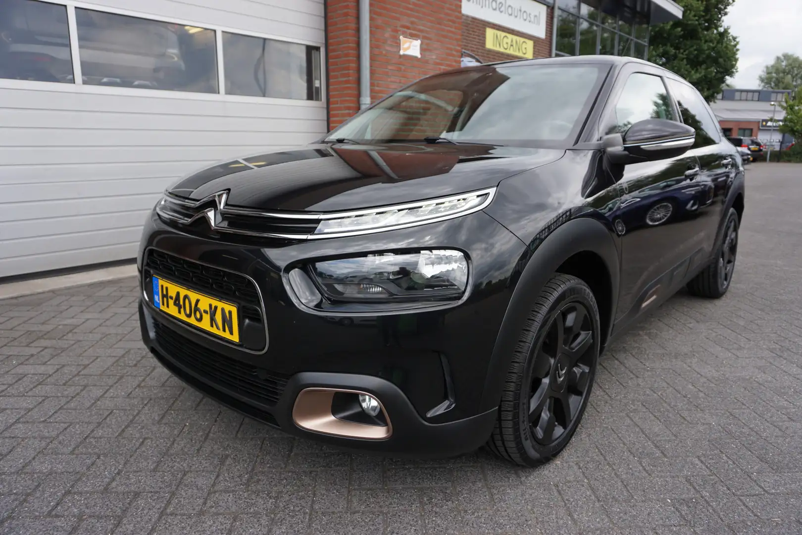 Citroen C4 Cactus 1.2 PureTech Origins - COLLECTOR EDITION - CAMERA Zwart - 2