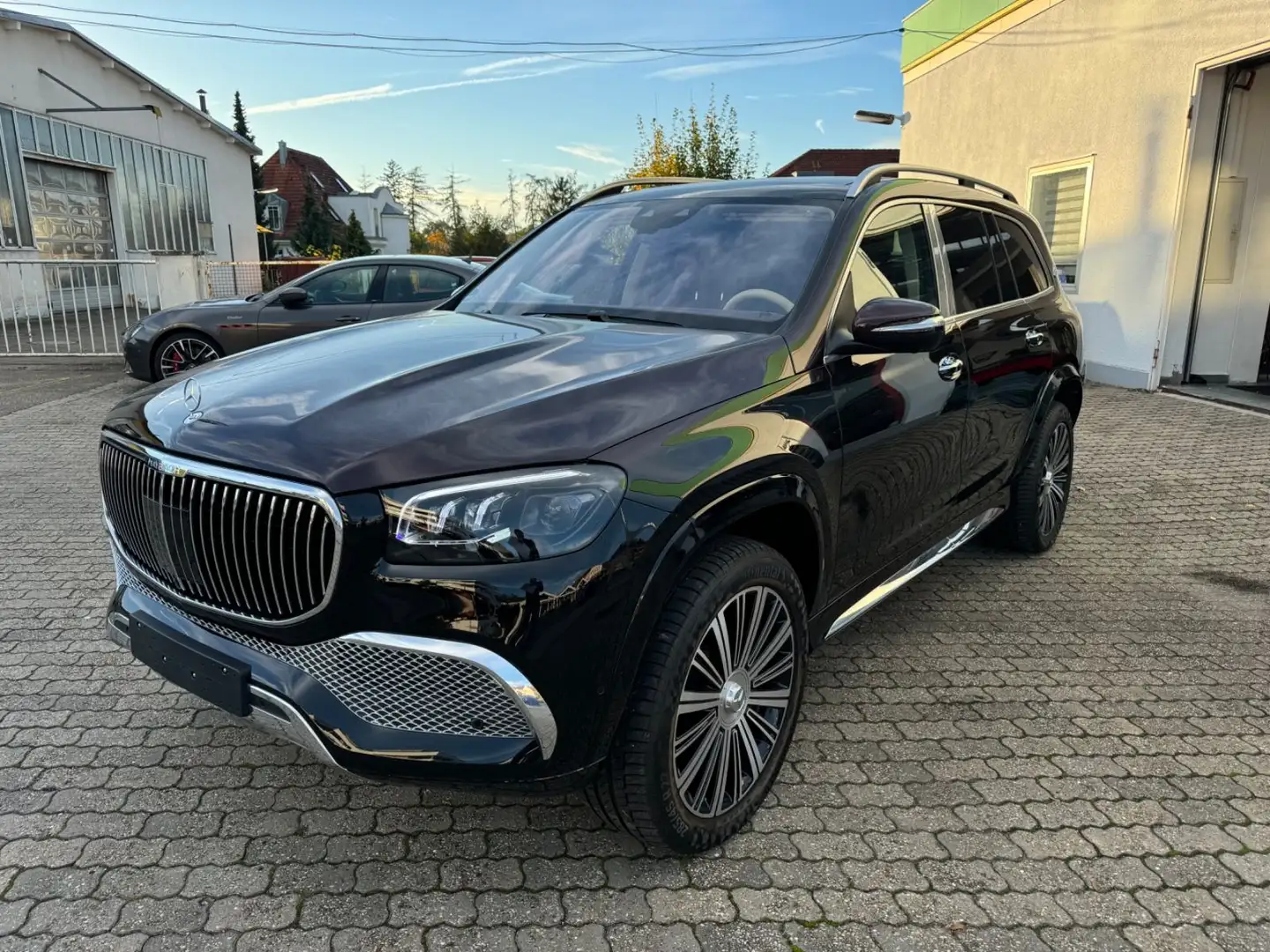 Mercedes-Benz GLS 600 Maybach 4Matic - DUOTONE Negru - 1