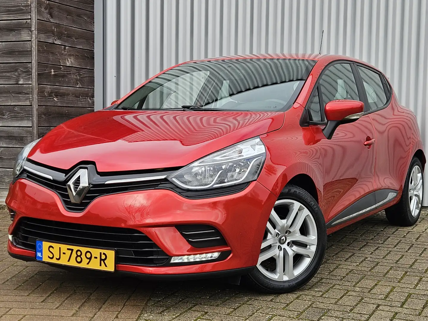 Renault Clio 0.9 TCe Zen /Airco/Cruise/LMV/Navi! Rot - 1