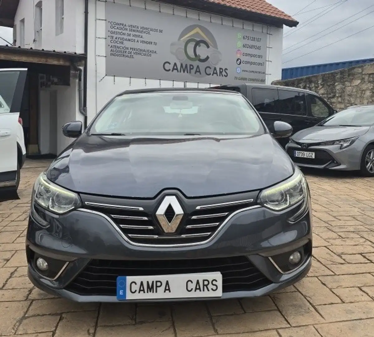 Renault Megane 1.5dCi Blue Business 85kW Gris - 1
