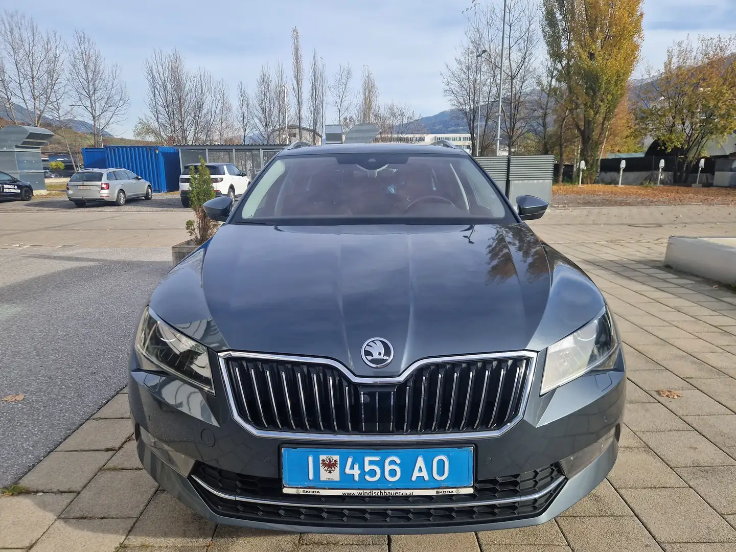 Skoda Superb Superb 2,0TDI 4x4 Style DSG AHK-Panorama - 2