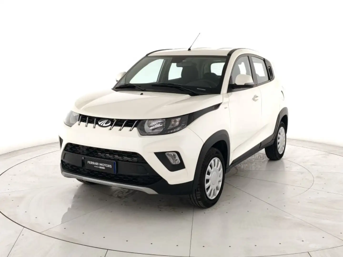 Mahindra KUV100 - KUV100 1.2 K6+ m-bifuel Blanco - 1