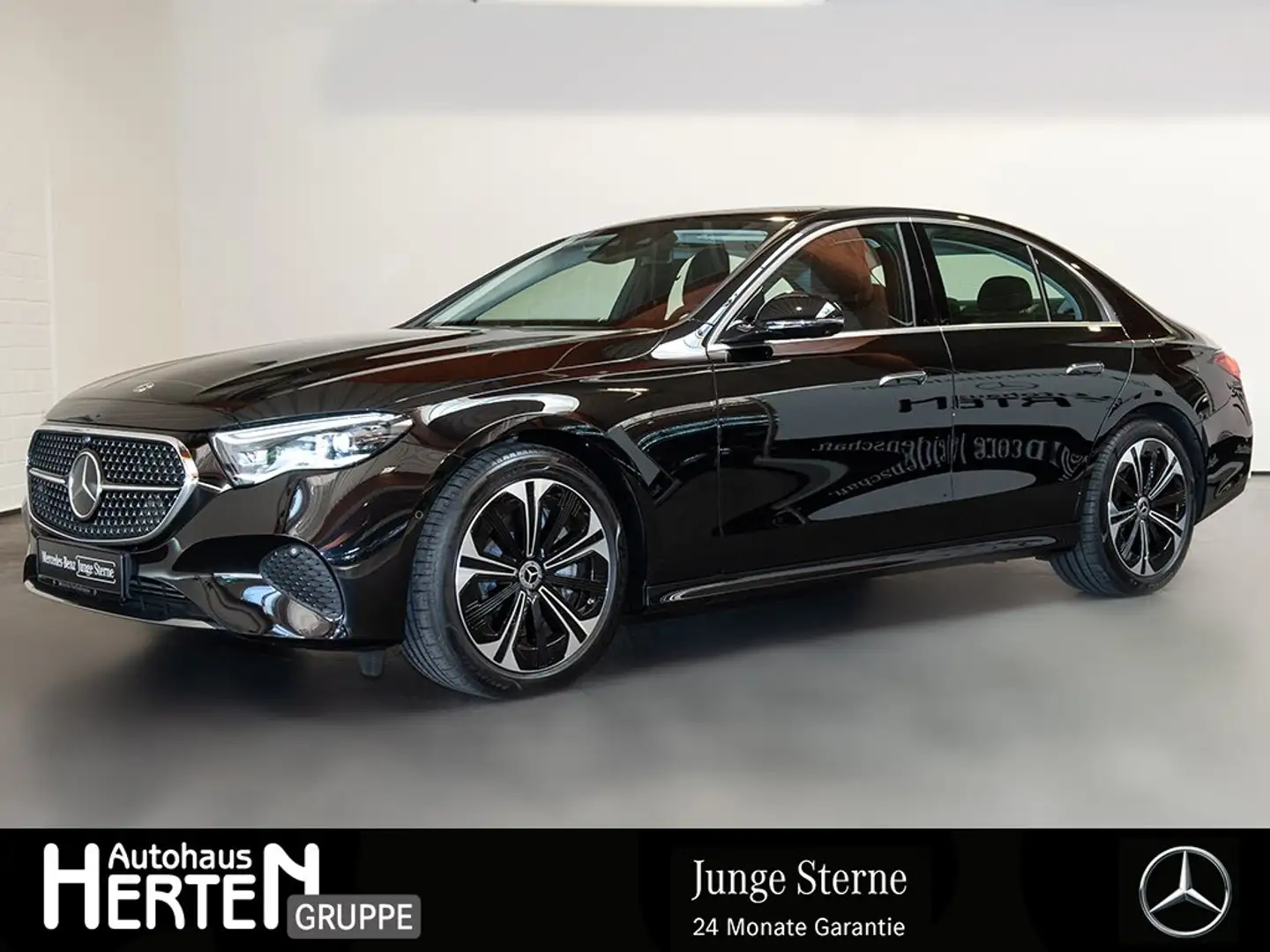 Mercedes-Benz E 300 e+AVANTGARDE+TECHNIK-P.+DIGITAL LIGHT+19" Schwarz - 1