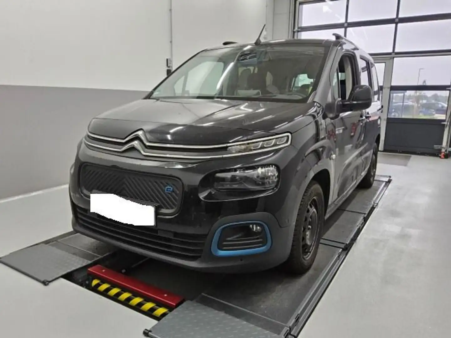 Citroen Berlingo e-Berlingo 136 Shine M *HdUp*R-KAM*17"* Nero - 2