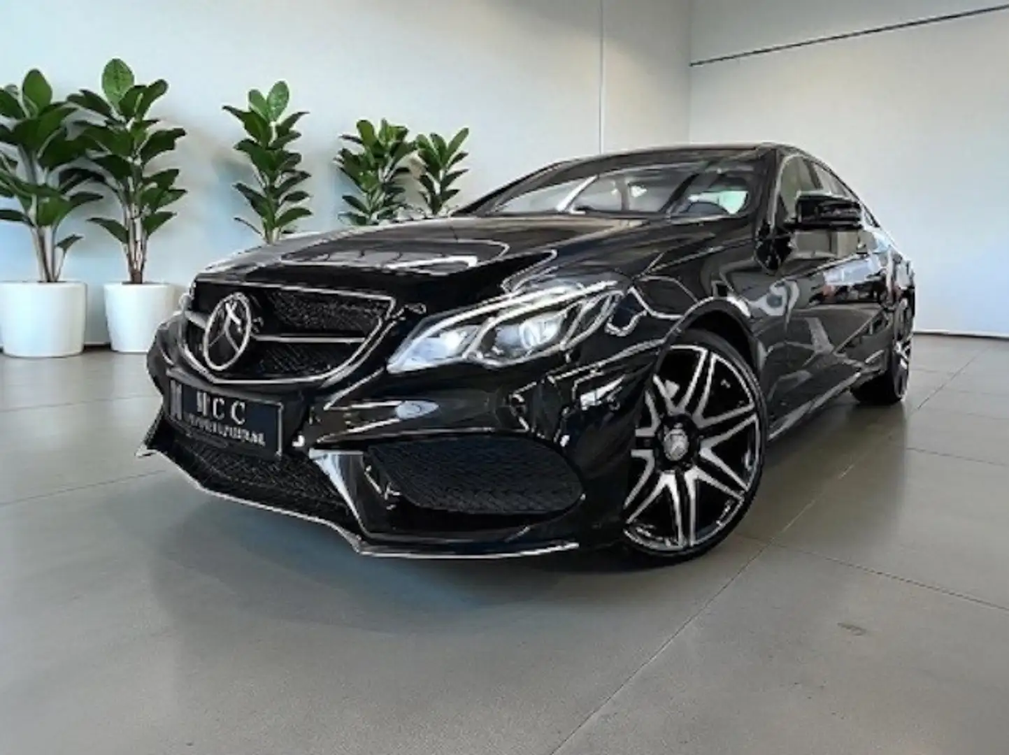 Mercedes-Benz E 320 CGI Coupe AMG-Plus Line Panorama+Distronic Noir - 1