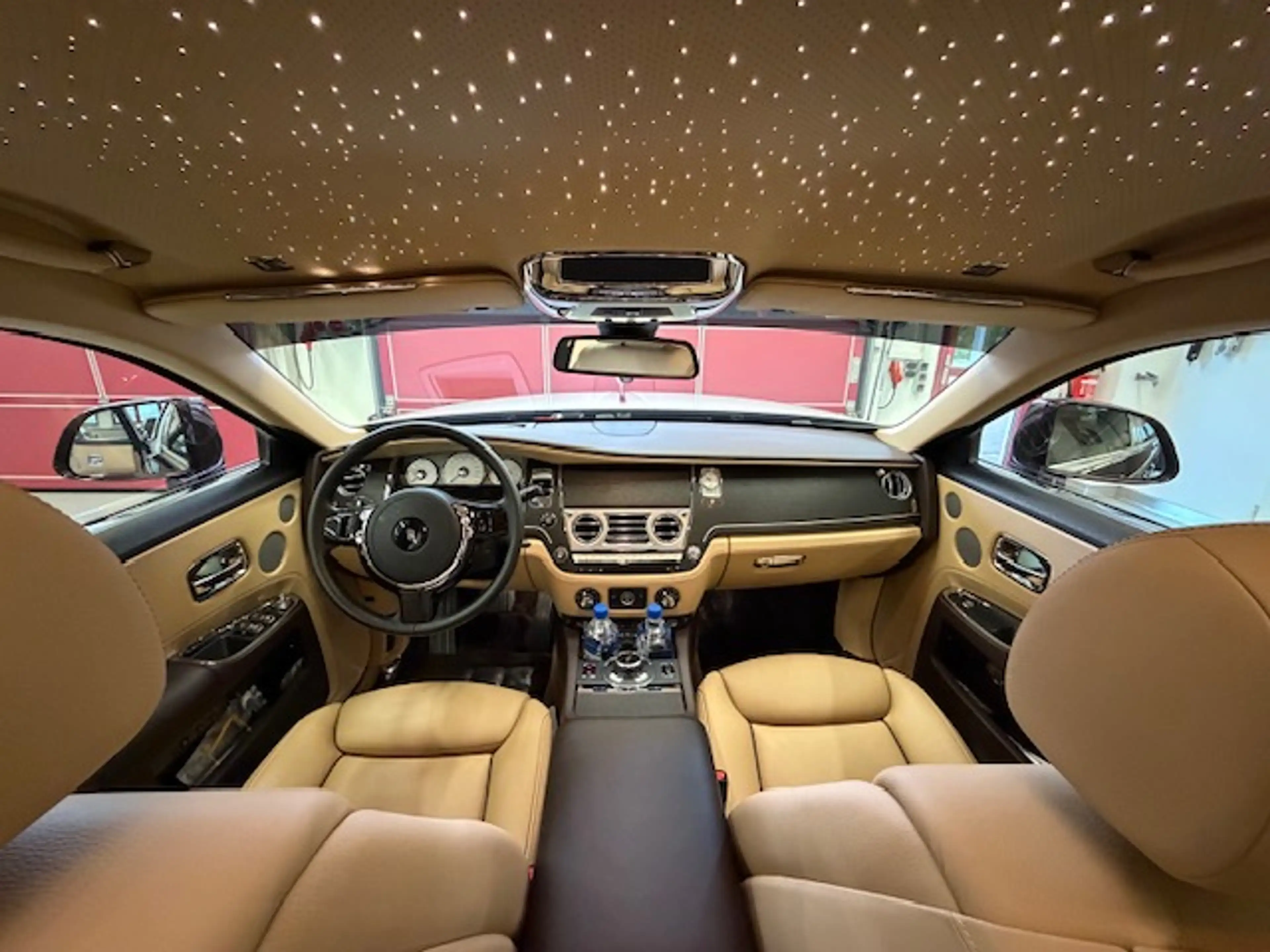 Rolls-Royce Ghost RR GHOST nur 7.700 KM aus exclusiver Sammlung Pannorama starlight headliner rear Theater BESPOKE — photo 14