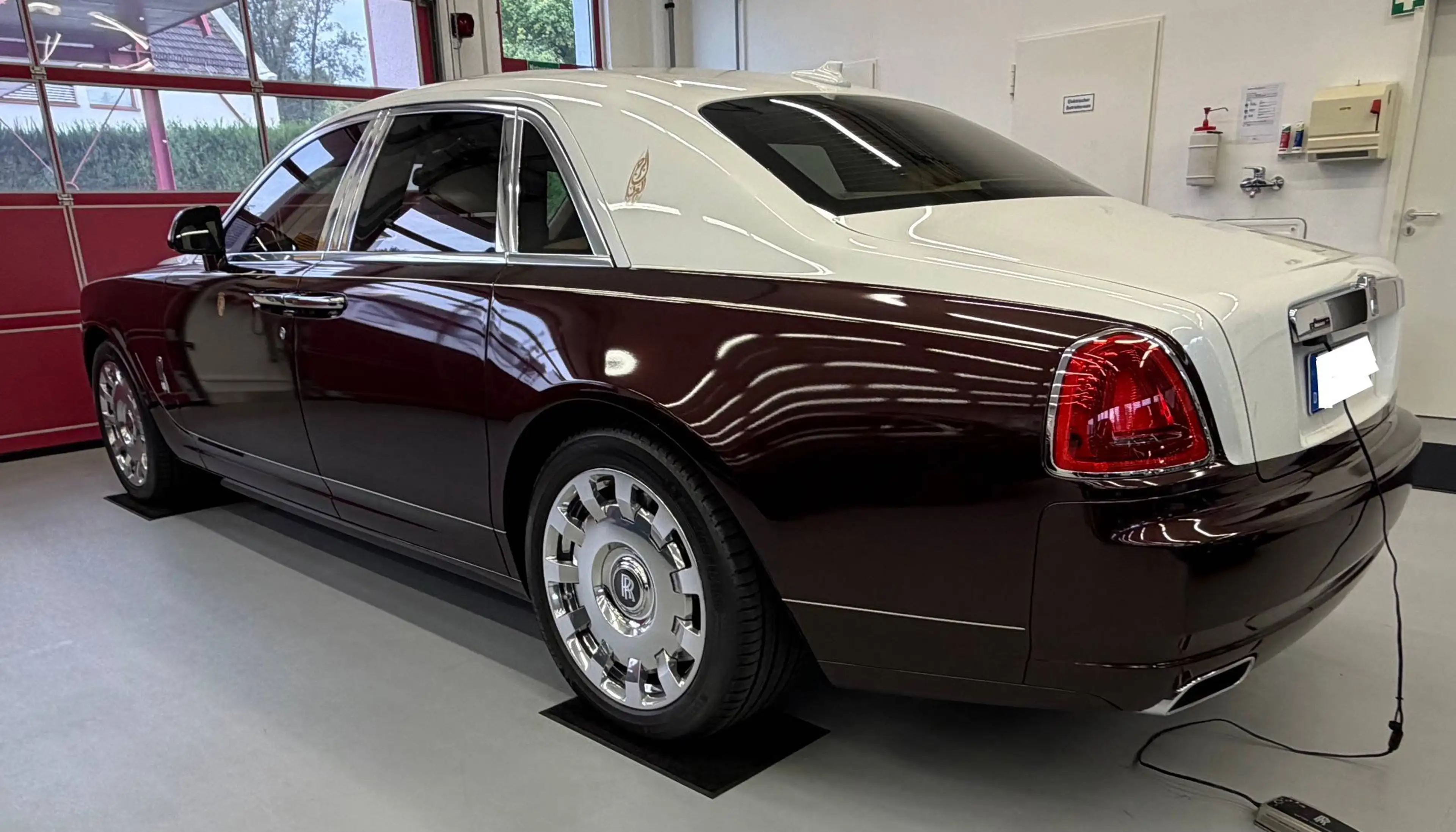 Rolls-Royce Ghost RR GHOST nur 7.700 KM aus exclusiver Sammlung Pannorama starlight headliner rear Theater BESPOKE — photo 7