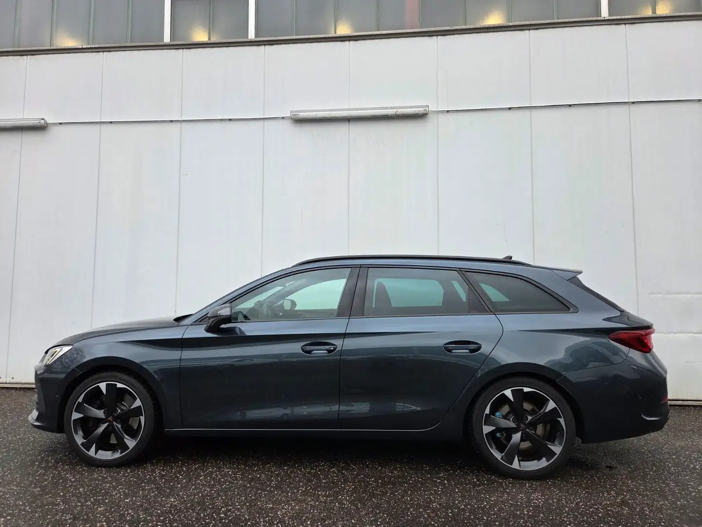 CUPRA Leon Sportstourer DSG/Kamera/1.Hand Grau - 1