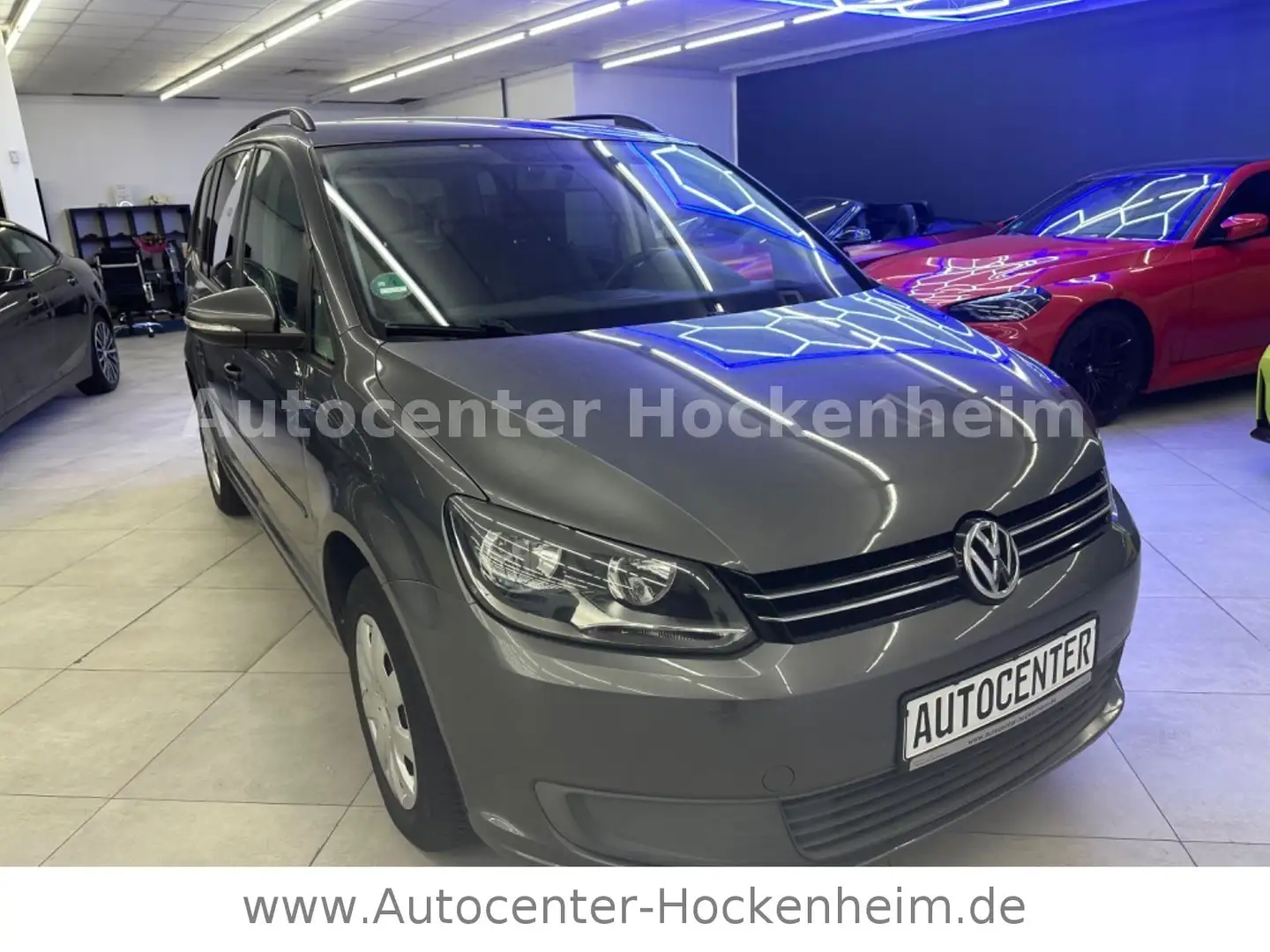 Volkswagen Touran Trendline BMT Grau - 1