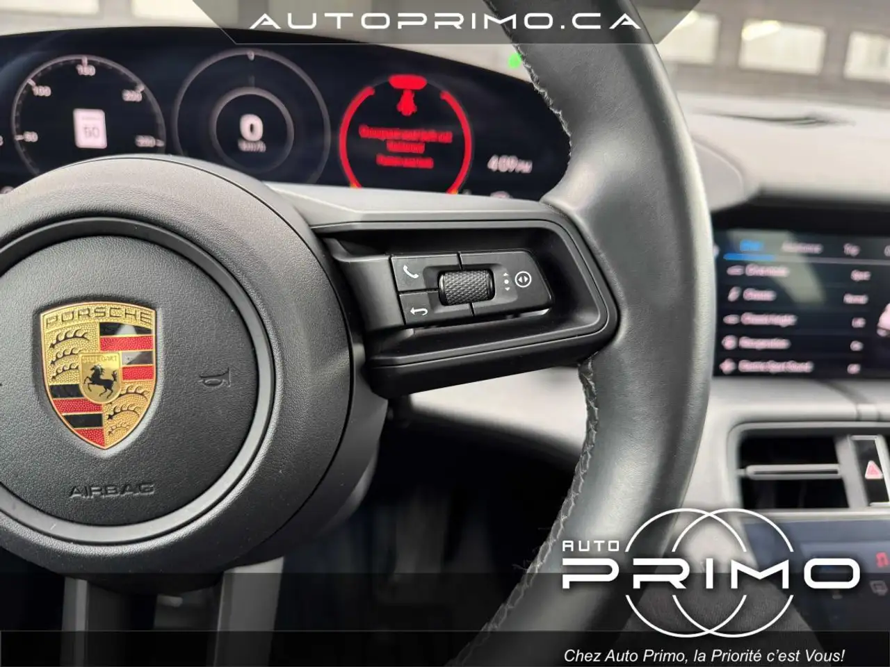 Porsche Taycan снимка Porsche Taycan