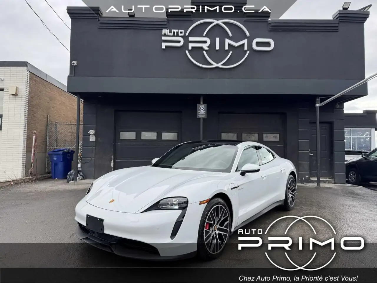 Porsche Taycan снимка Porsche Taycan