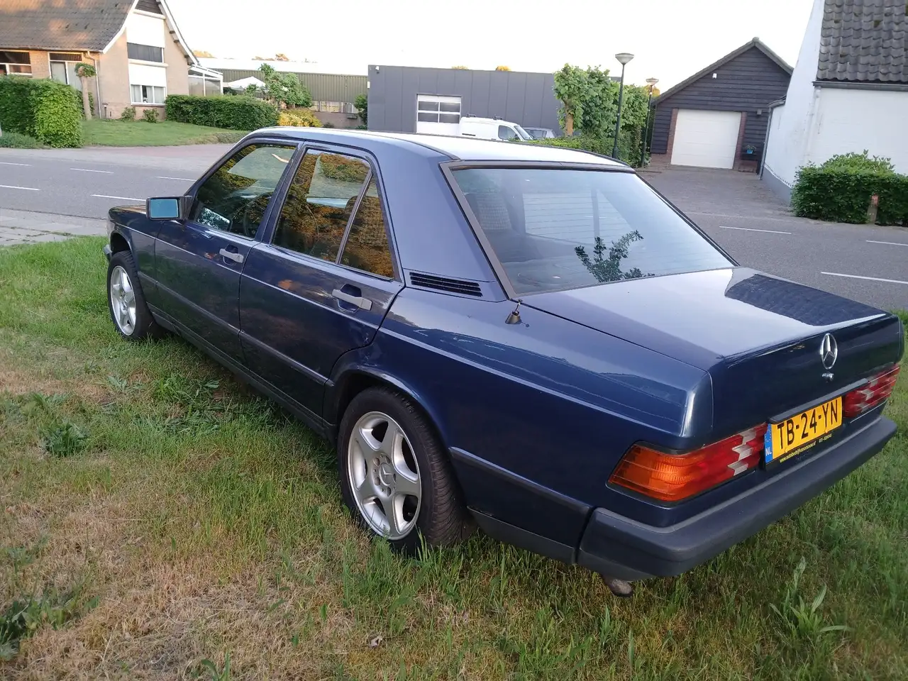 Mercedes-Benz 190 2.0, foto 6